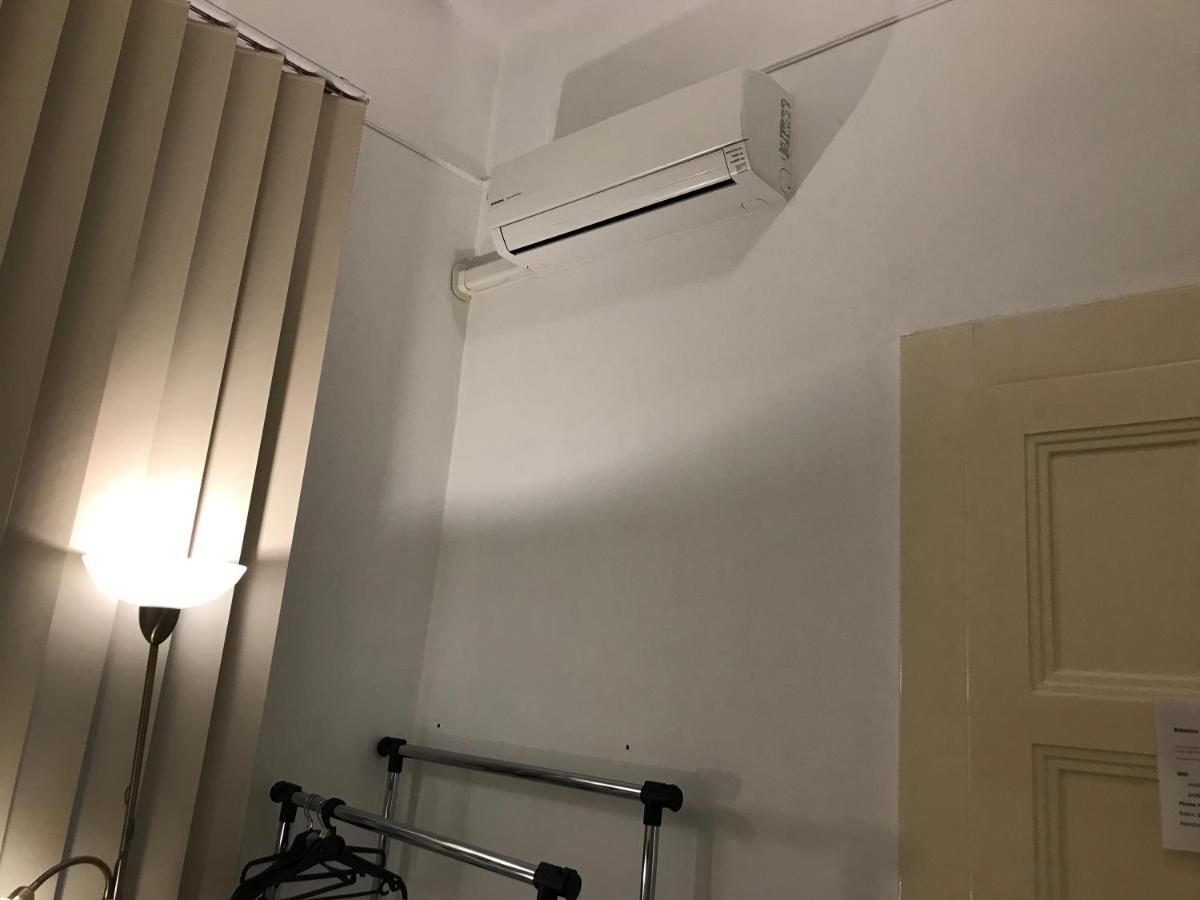 Studio 4U Apartment Budapest Eksteriør bilde