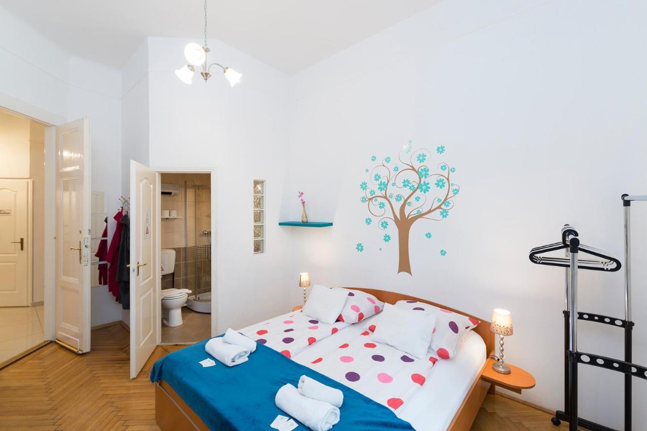 Studio 4U Apartment Budapest Eksteriør bilde